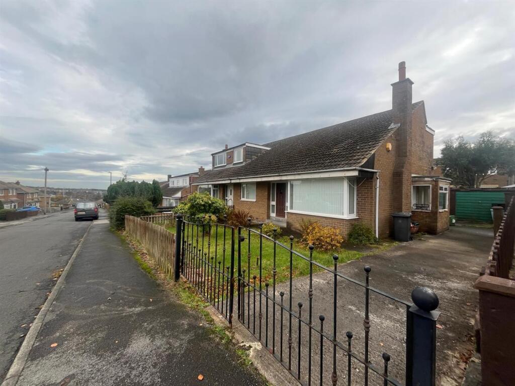 Main image of property: Stratford Close, Golcar, Huddersfield