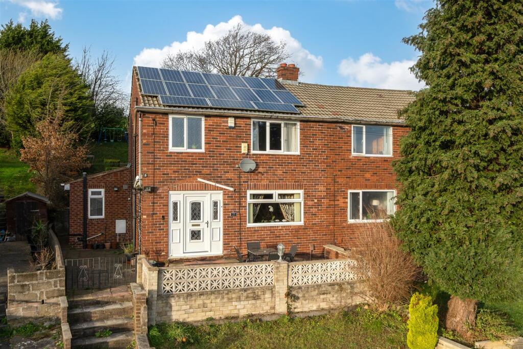 Main image of property: Knaresborough Drive, Huddersfield