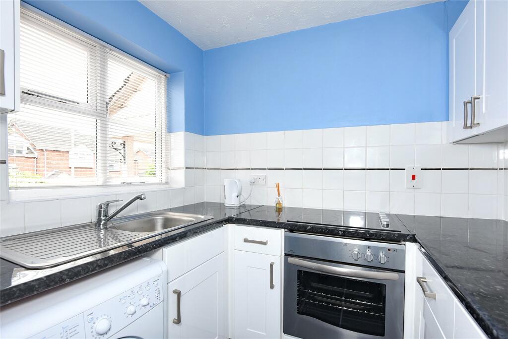 1 bedroom terraced house for rent in Colmworth Close, Lower Earley, Reading, Berkshire, RG6