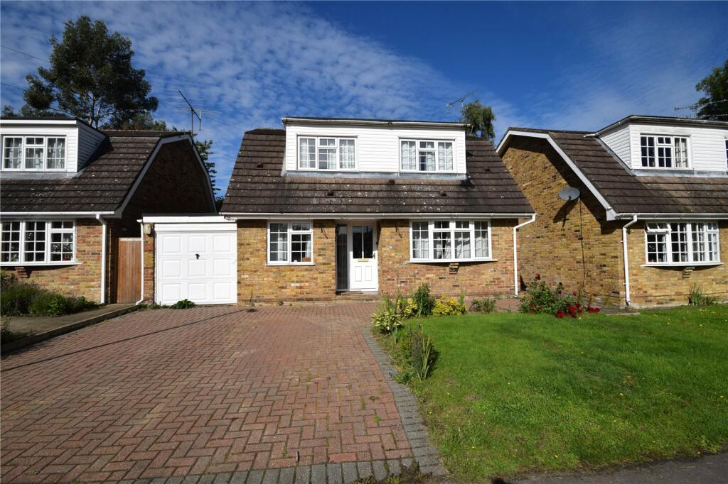 3 bedroom detached house for rent in Grovelands Avenue, Winnersh