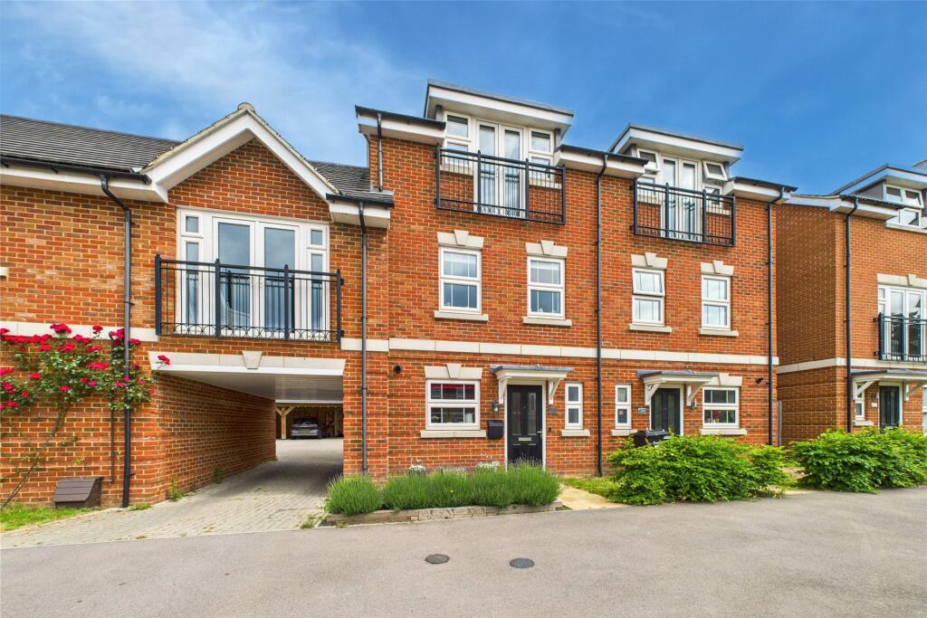 Main image of property: Oak Avenue, Wokingham, Berkshire, RG40