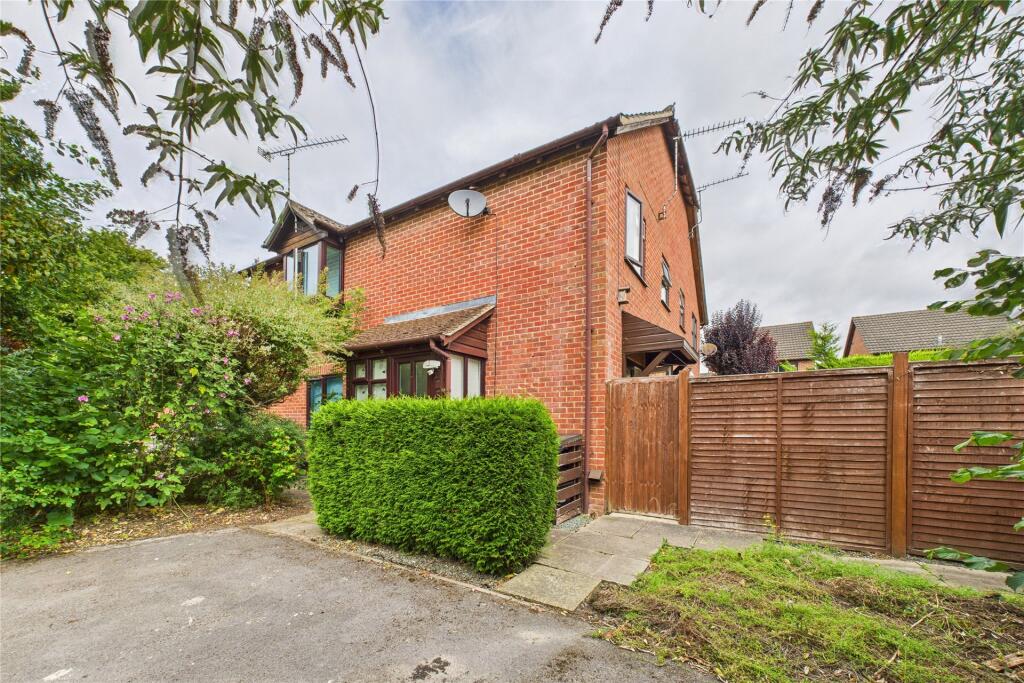 Main image of property: Vermont Woods, Finchampstead, Wokingham, Berkshire, RG40