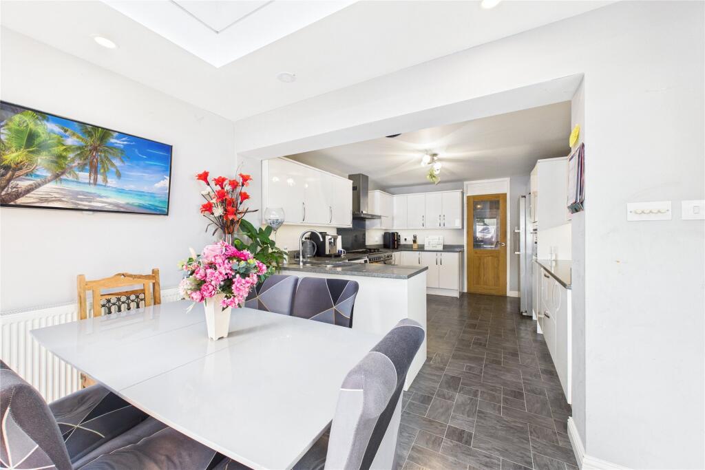 Main image of property: Valon Road, Arborfield, Reading, Berkshire, RG2