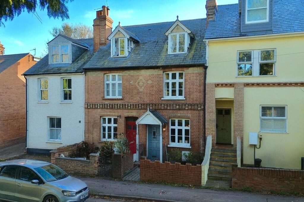 Main image of property: London Road, Wokingham, Berkshire, RG40