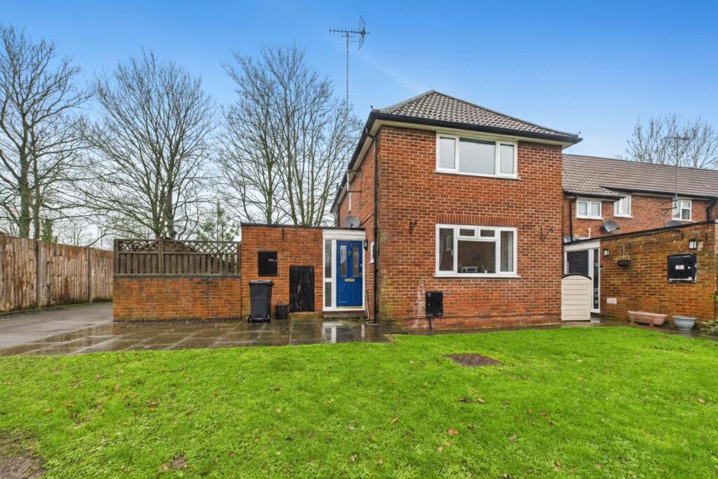 Main image of property: Valon Road, Arborfield, Reading, Berkshire, RG2
