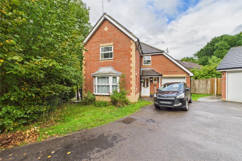 Main image of property: Hitherhooks Hill, Binfield, Bracknell, Berkshire, RG42