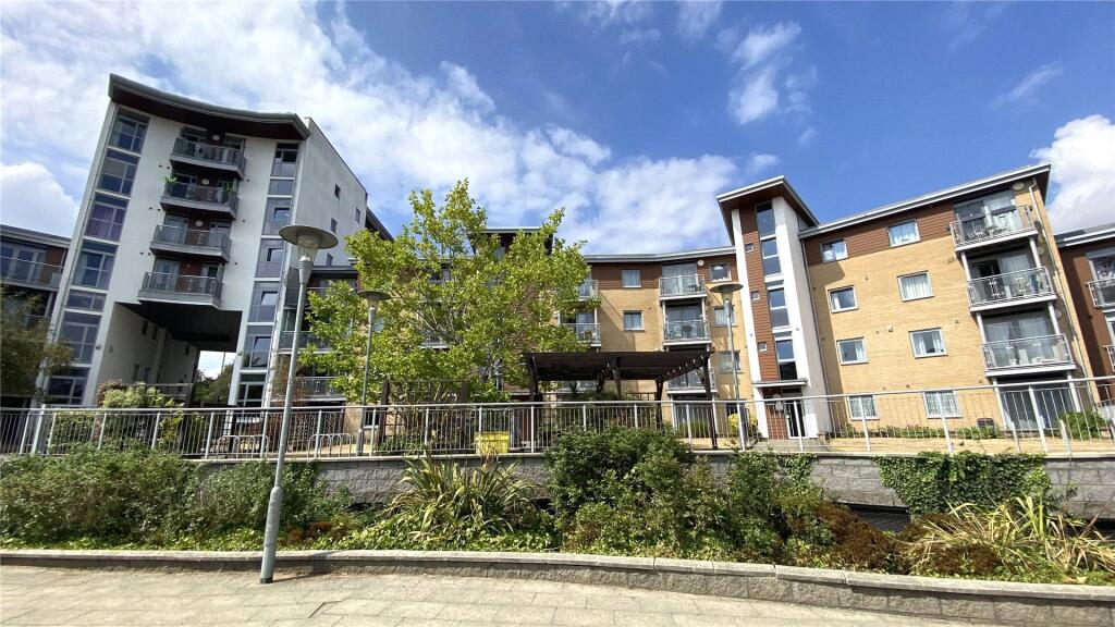 Main image of property: Kelvin Gate, Bracknell, Berkshire, RG12