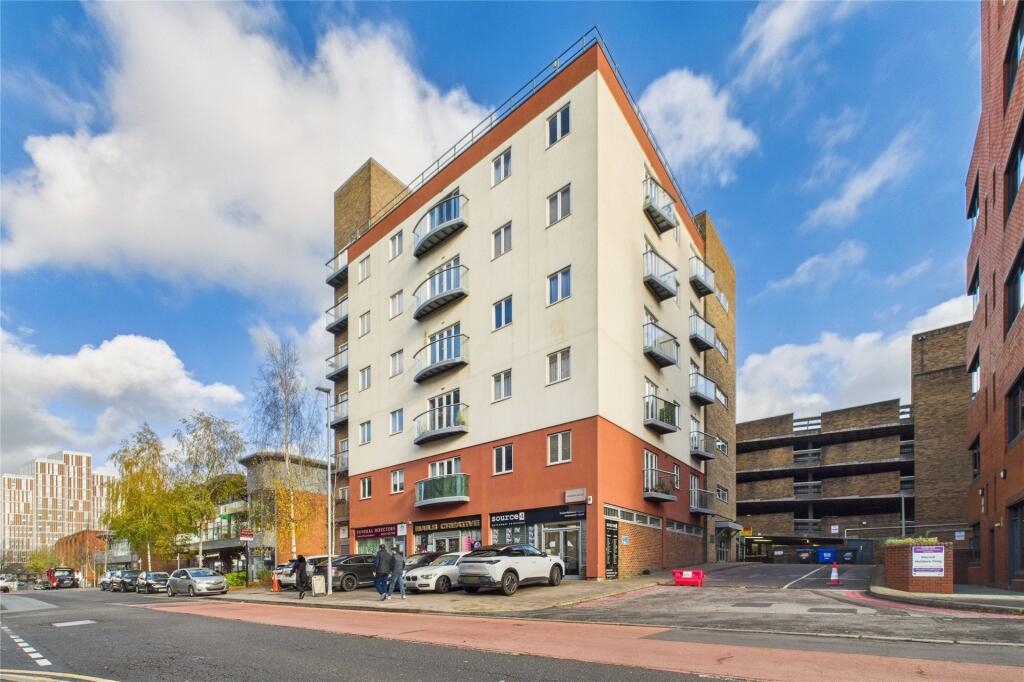 Main image of property: Market Street, Bracknell, Berkshire, RG12