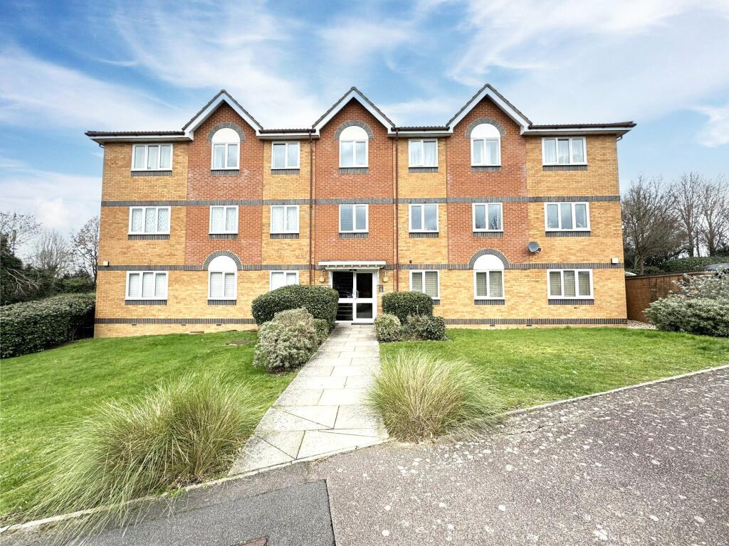 2 bedroom apartment for sale in Chancel Mansions, Hebbecastle Down