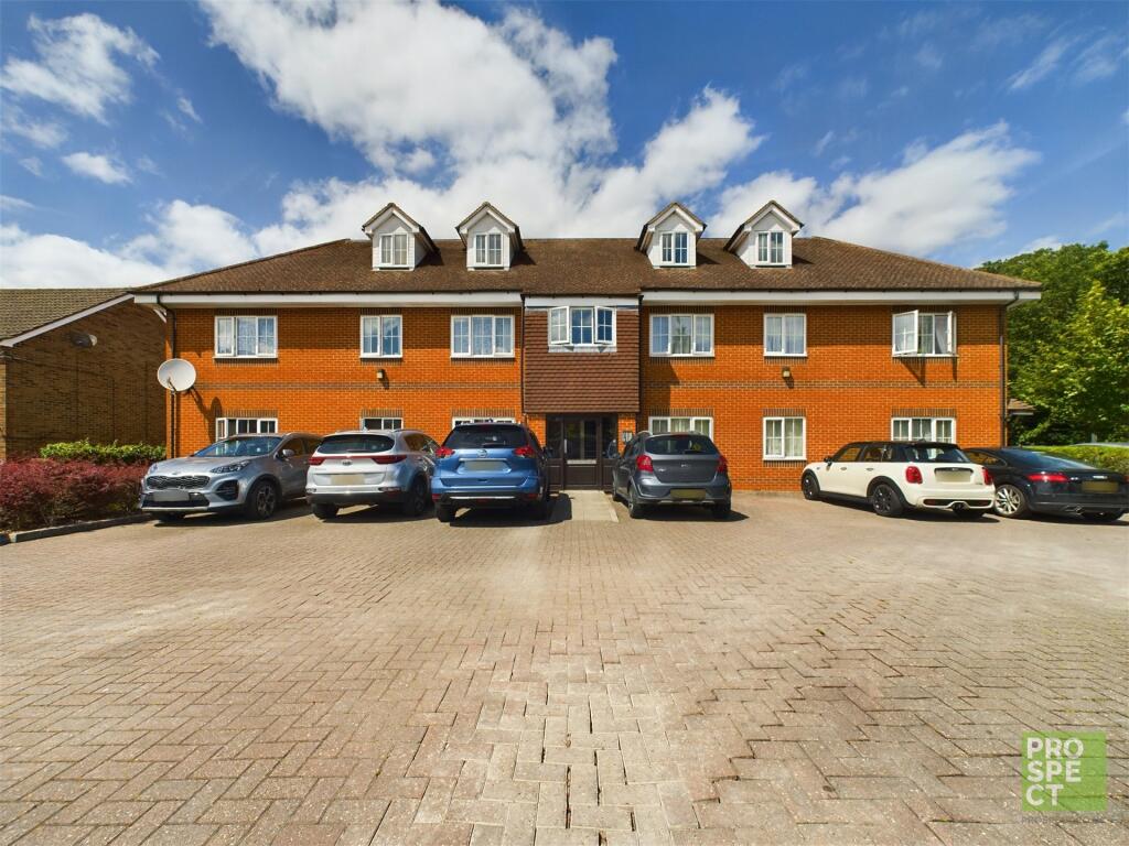 2 bedroom apartment for sale in Blatchly House, Roebuck Estate