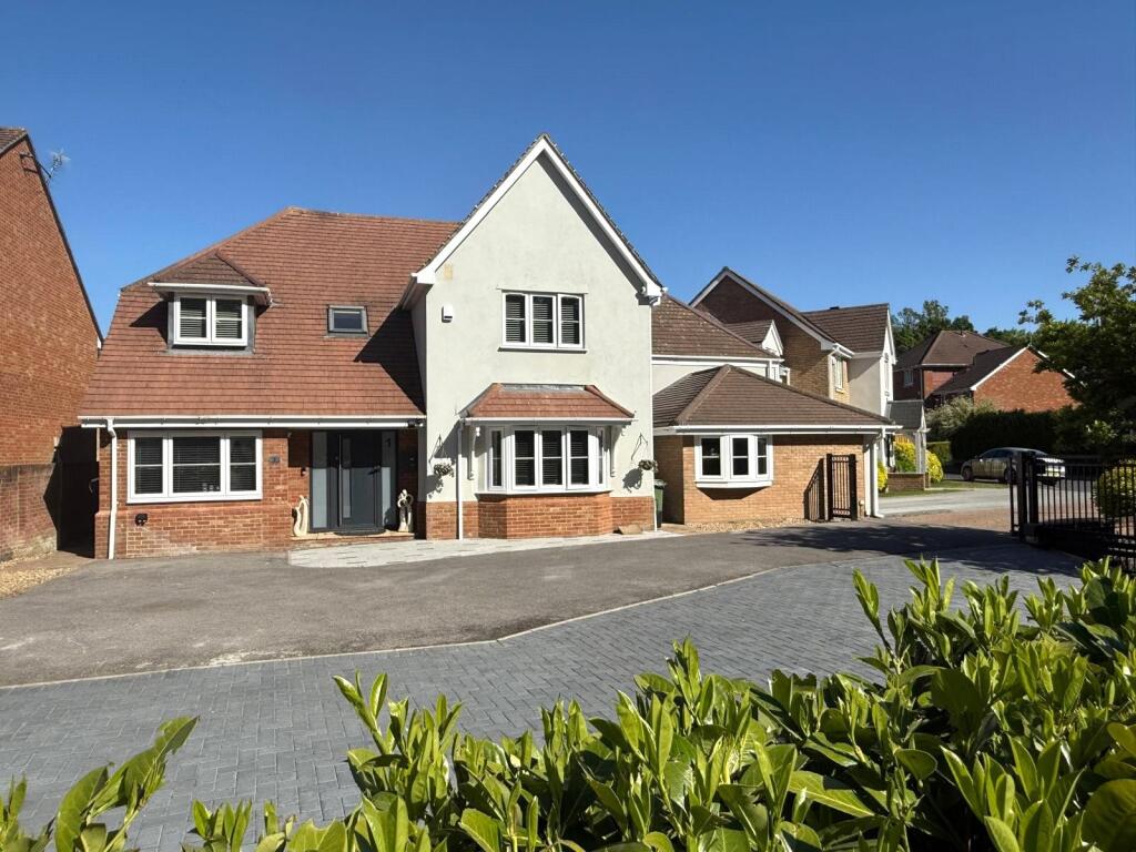 Main image of property: Goddard Way, Warfield, Berkshire, RG42