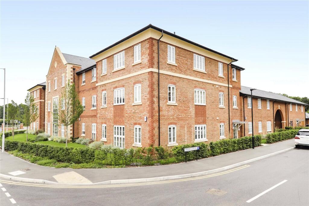 Main image of property: Ferard Corner, Warfield, Bracknell, Berkshire, RG42