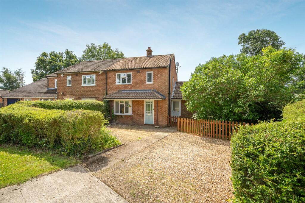 Main image of property: Latimer Close, Little Chalfont, Buckinghamshire, HP6