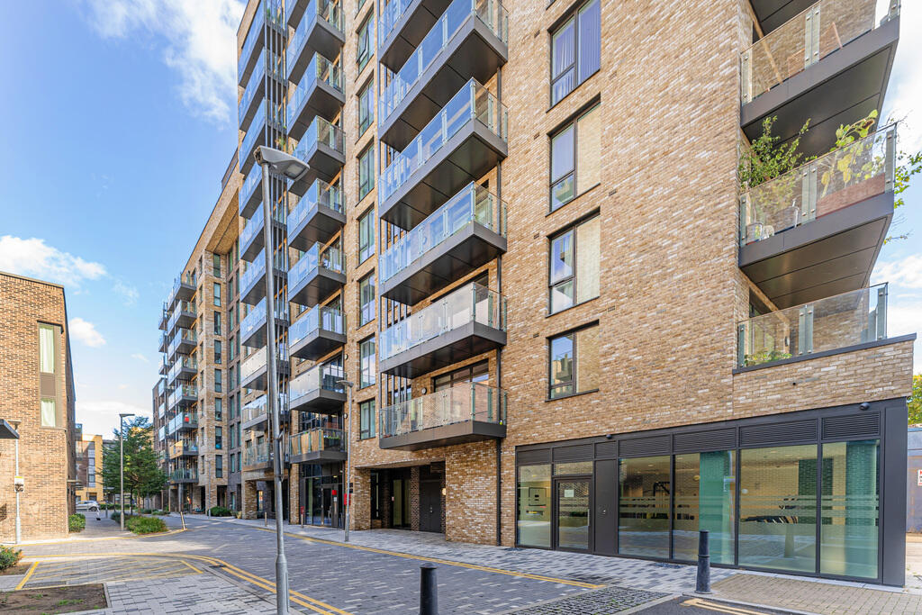 Main image of property: Lamington Heights, Poplar E14