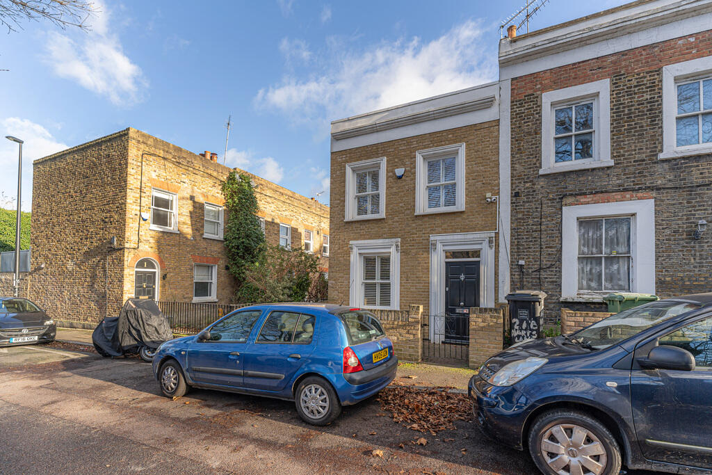 Main image of property: 3, New Cross SE14