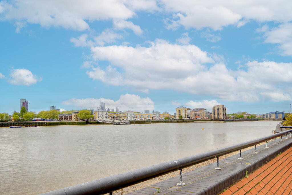 Main image of property: Orion Point, Canary Wharf E14