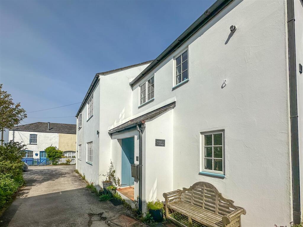 Main image of property: Reversed level house near the Quay, Devoran