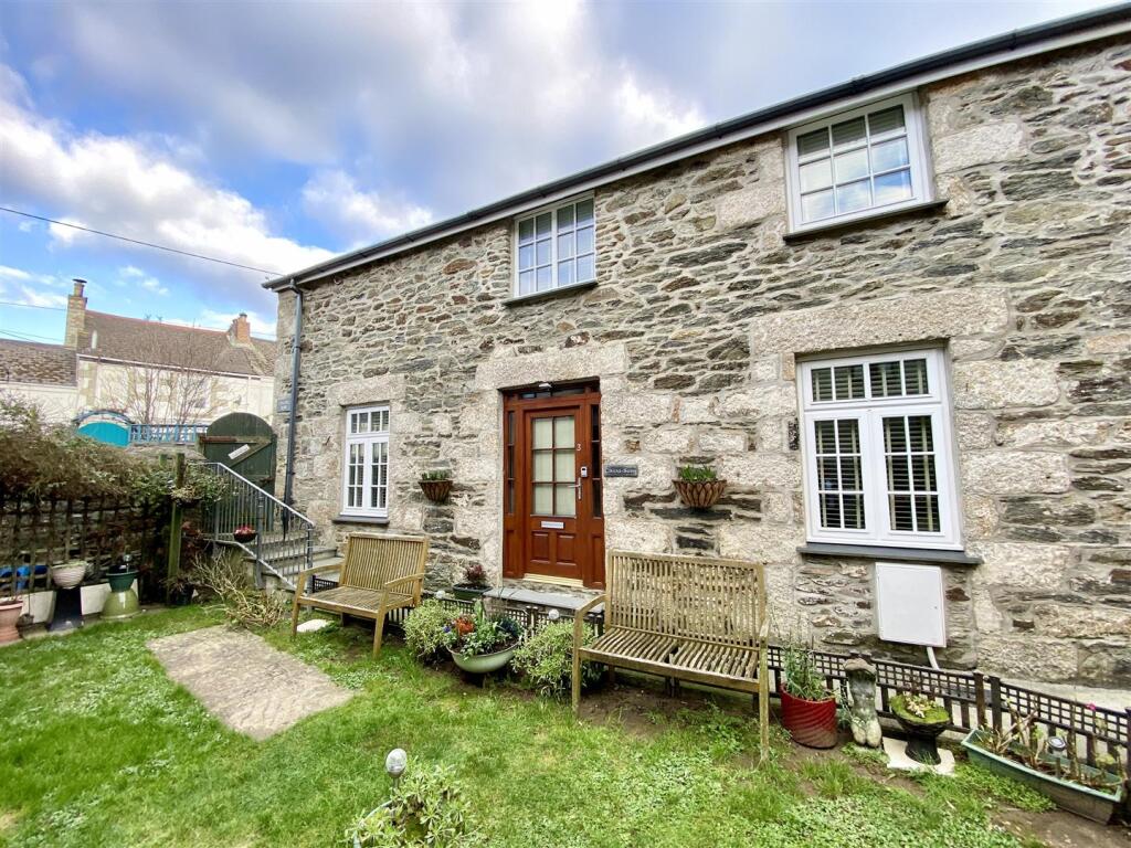 Main image of property: Stone fronted cottage near village centre, Porthleven