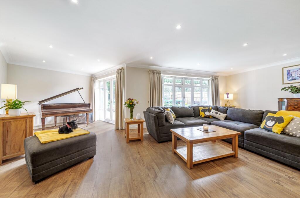 3 bedroom bungalow for sale in The Birches, Orpington, Kent, BR6