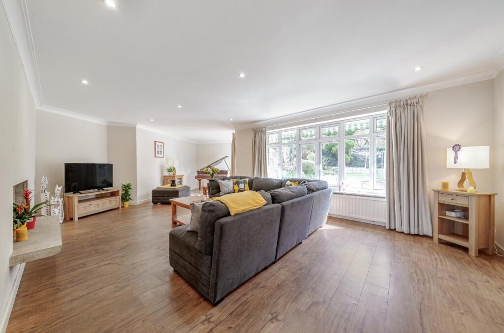 3 bedroom bungalow for sale in The Birches, Orpington, Kent, BR6