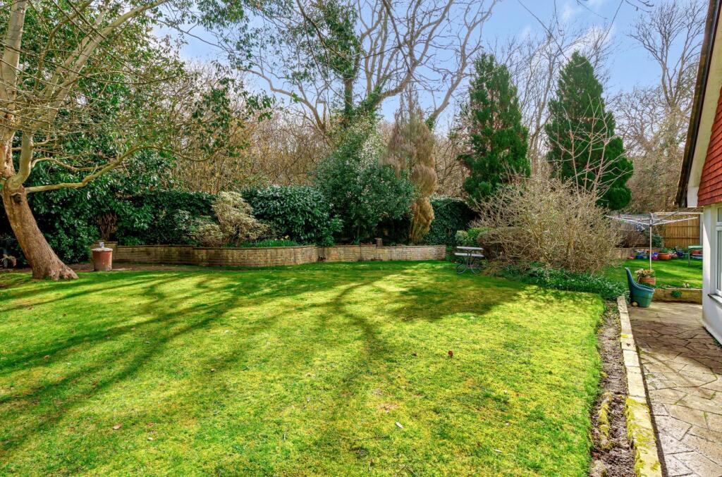 3 bedroom bungalow for sale in The Birches, Orpington, Kent, BR6