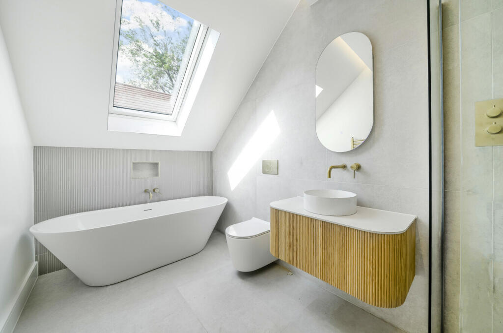 Additional property image - Goddington Lane, Orpington, Kent, BR6