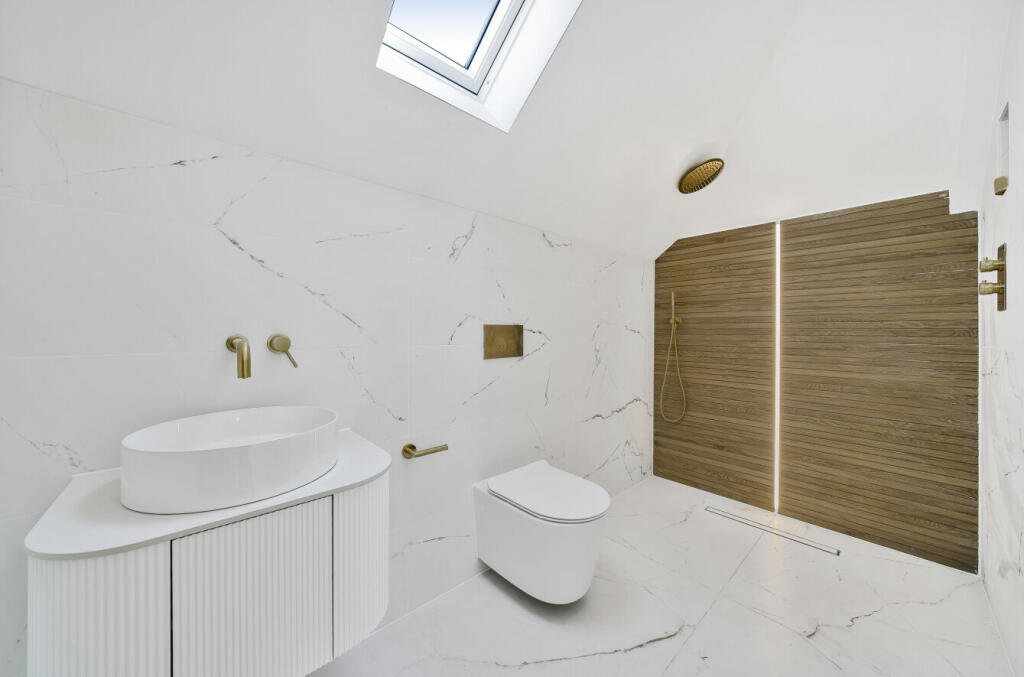 Additional property image - Goddington Lane, Orpington, Kent, BR6