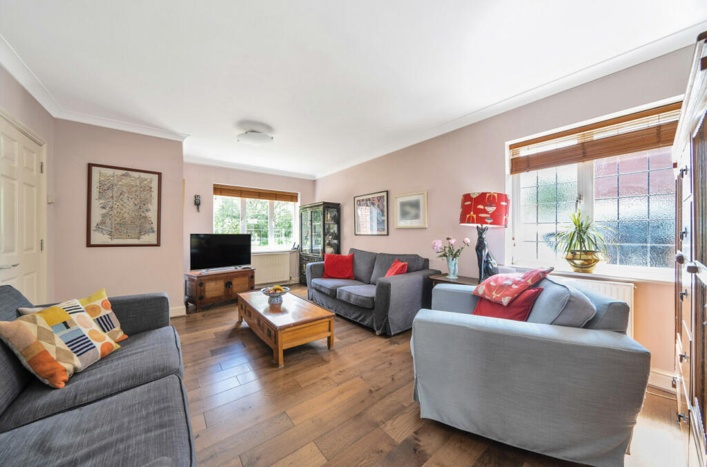 Additional property image - Willow Walk, Orpington, Kent, BR6