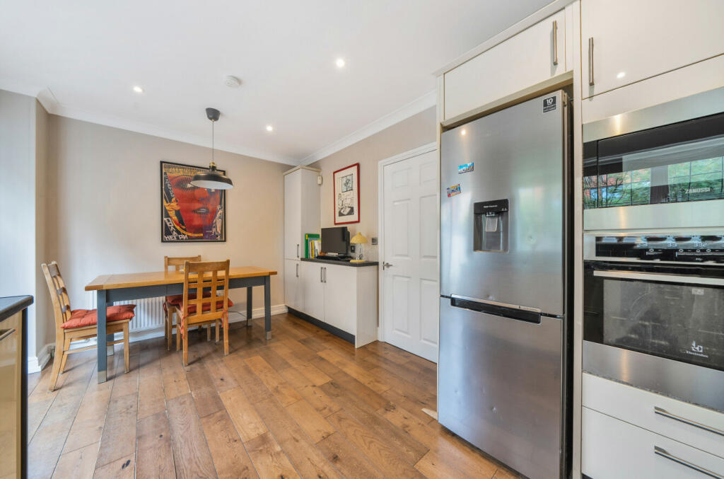 Additional property image - Willow Walk, Orpington, Kent, BR6