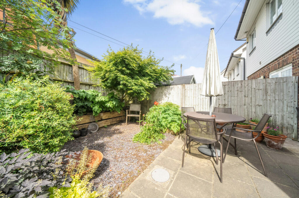 Additional property image - Willow Walk, Orpington, Kent, BR6