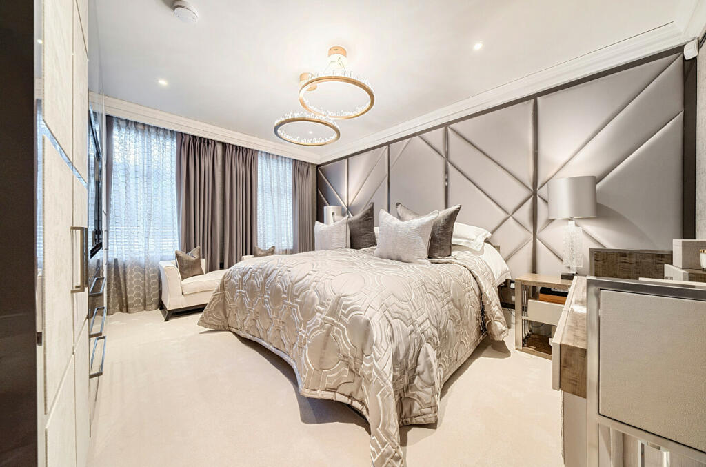 Additional property image - Westerham Road, Keston, Kent, BR2