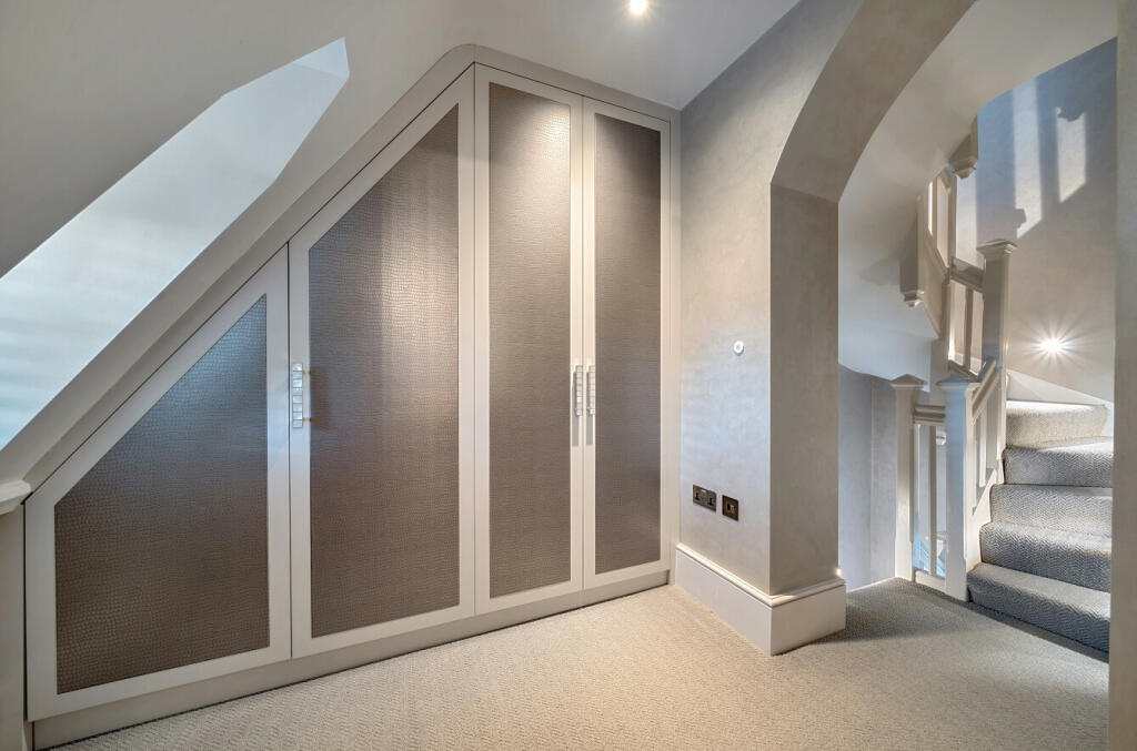 Additional property image - Westerham Road, Keston, Kent, BR2