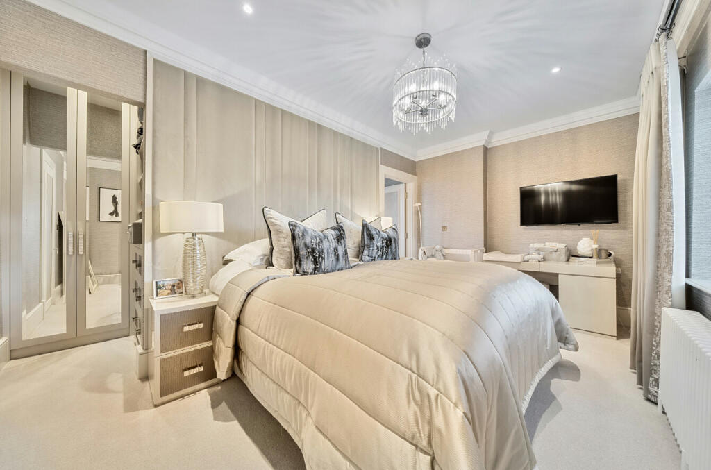 Additional property image - Westerham Road, Keston, Kent, BR2