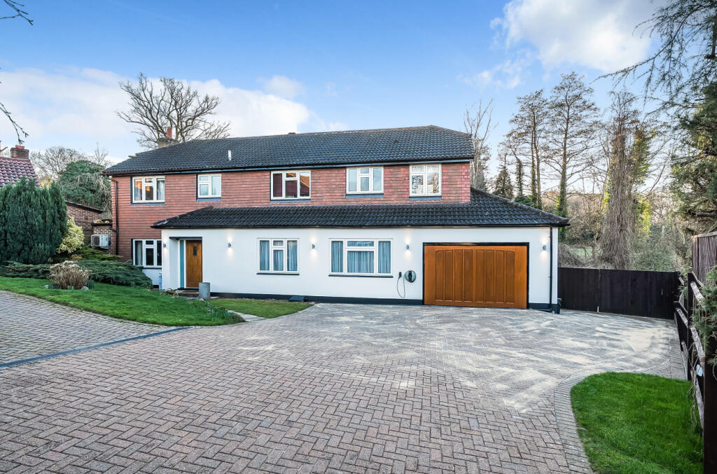 Main image of property: Poulters Wood, Ravensbourne Park, Keston, Kent, BR2