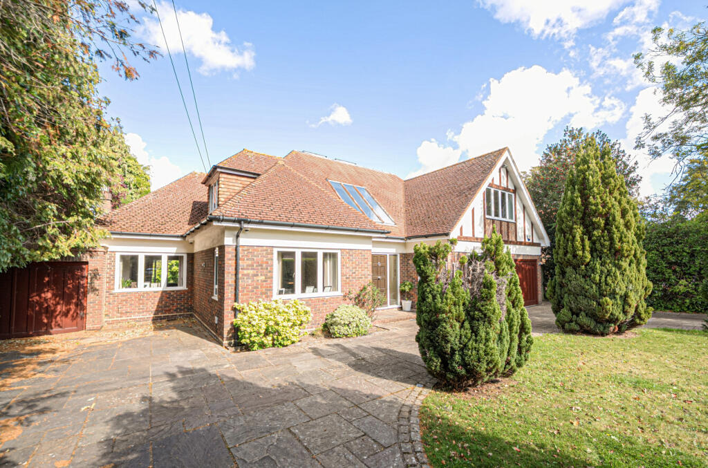 Main image of property: Barnet Wood Road, Hayes, Bromley, Kent, BR2