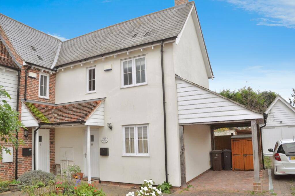 Main image of property: Friars Close, Great Baddow, Chelmsford, CM2