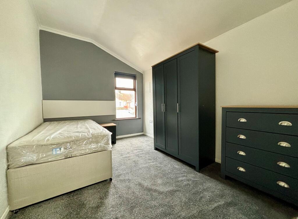 Main image of property: Barnsole Road, Gillingham
