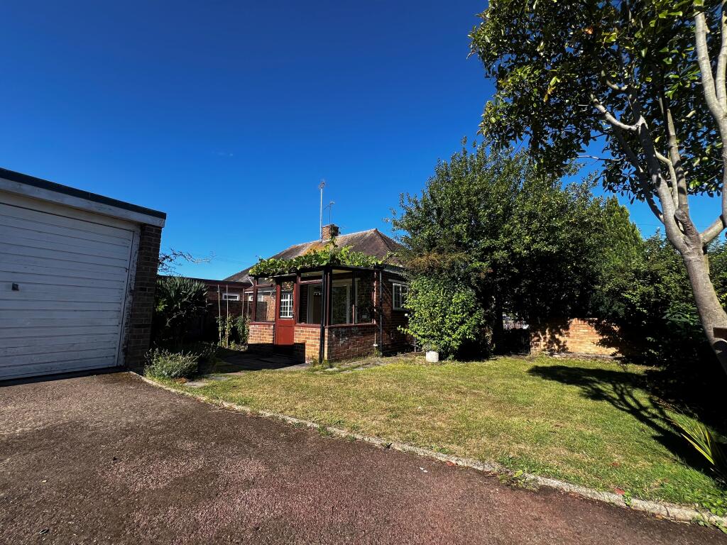 Main image of property: Mierscourt Close, Rainham