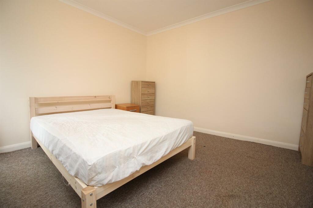 Additional property image - Kemsing Gardens, Canterbury