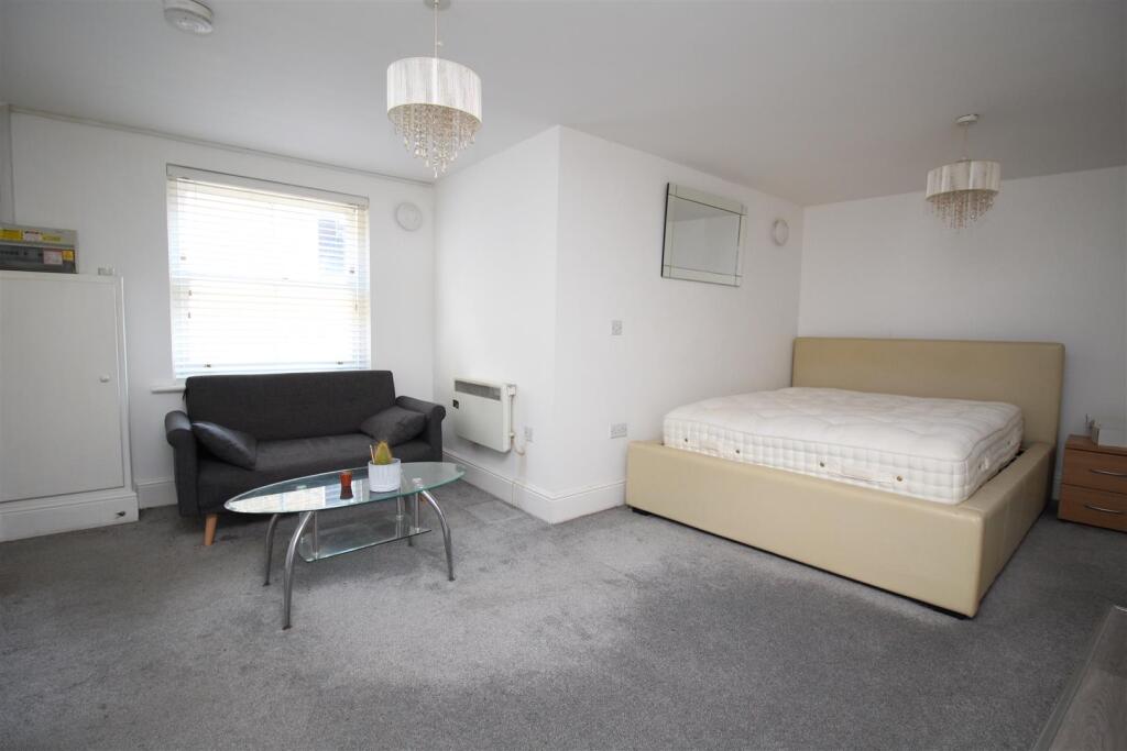 Main image of property: Marlowe Avenue, Canterbury