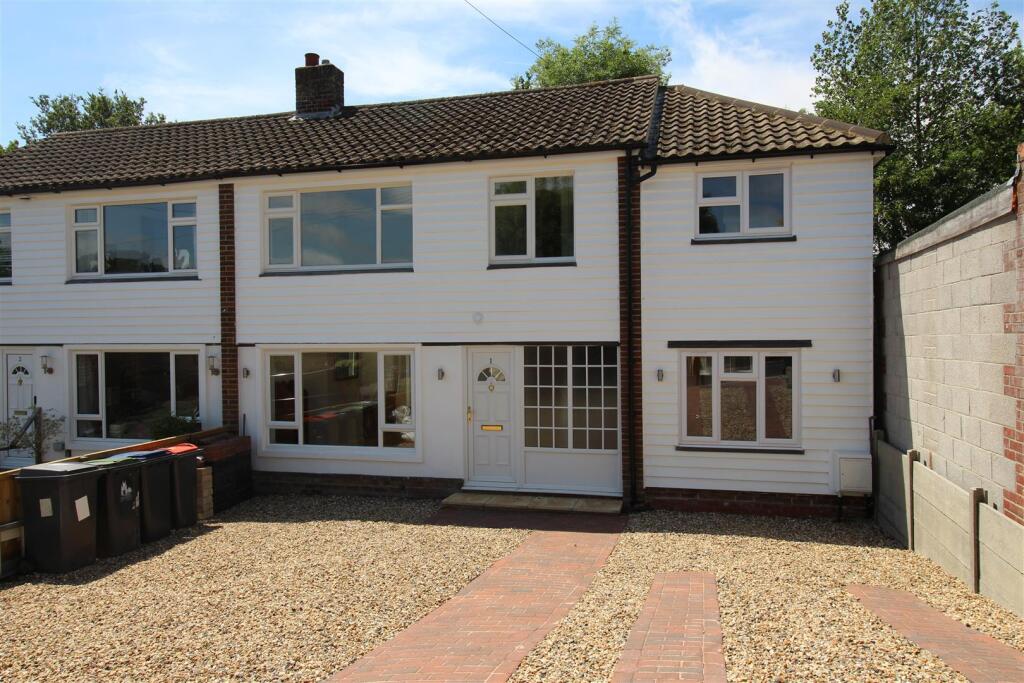 Main image of property: Glen Iris Close, Canterbury