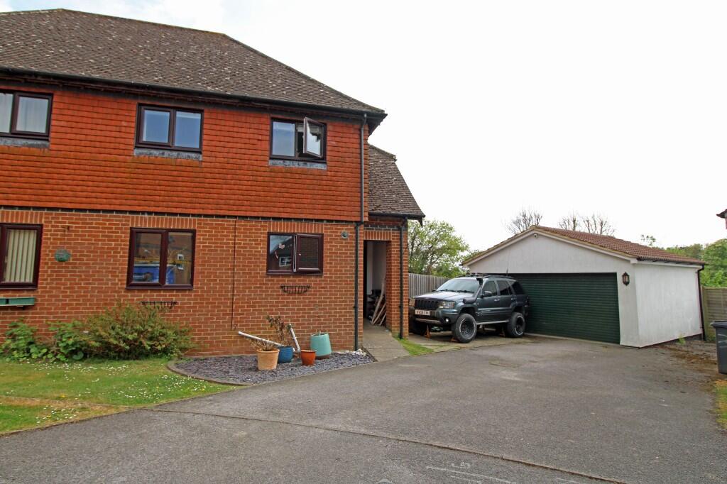 Main image of property: Foxdown, Overton RG25