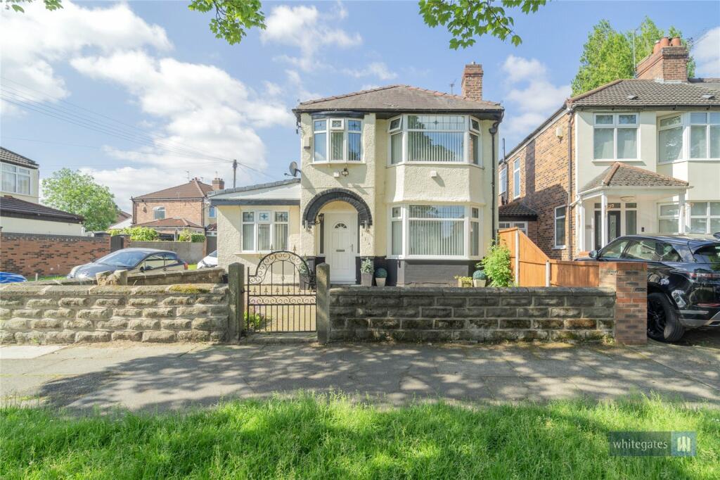 3 bedroom detached house for sale in Blackmoor Drive, Liverpool