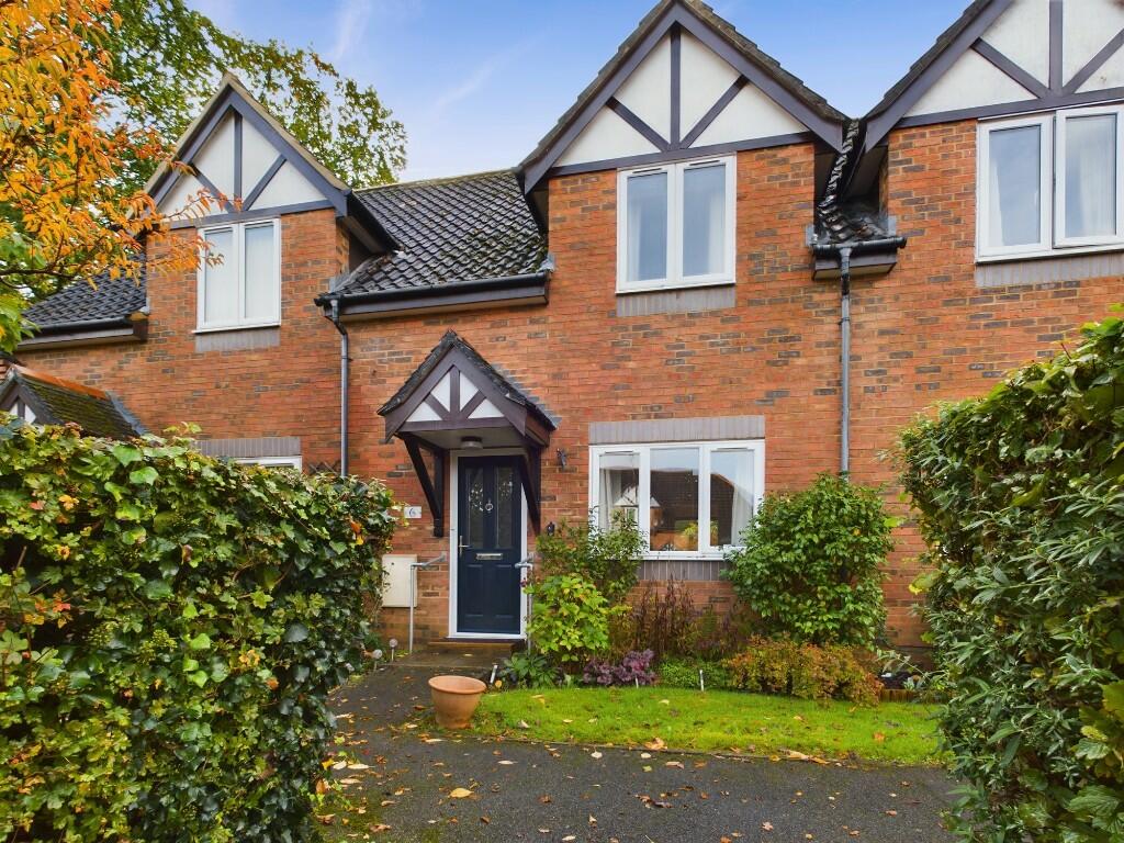 2 bedroom terraced house for sale in Pilgrims Close, Chandlers Ford