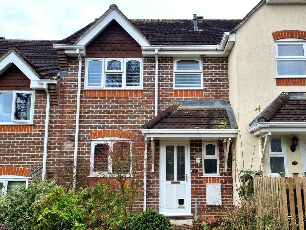 3 bedroom terraced house for sale in Goodacre Drive, Chandlers Ford