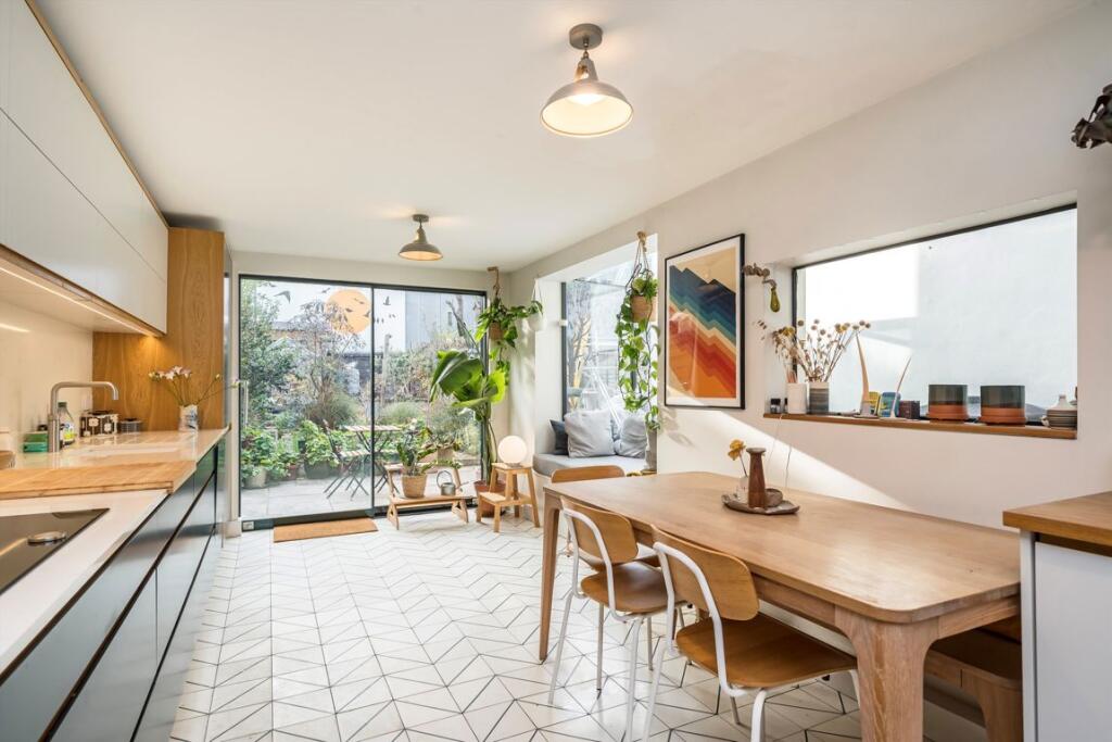 Main image of property: Moncrieff Street, Peckham