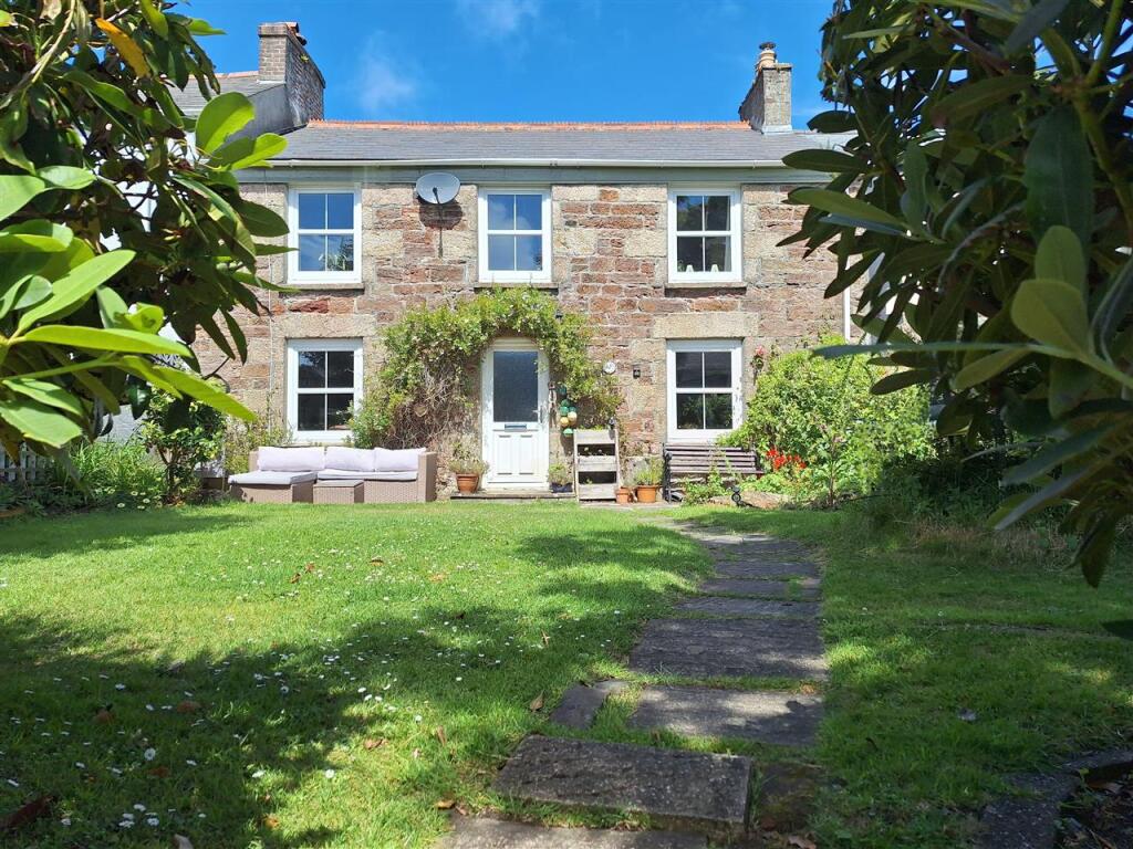 Main image of property: CARHARRACK