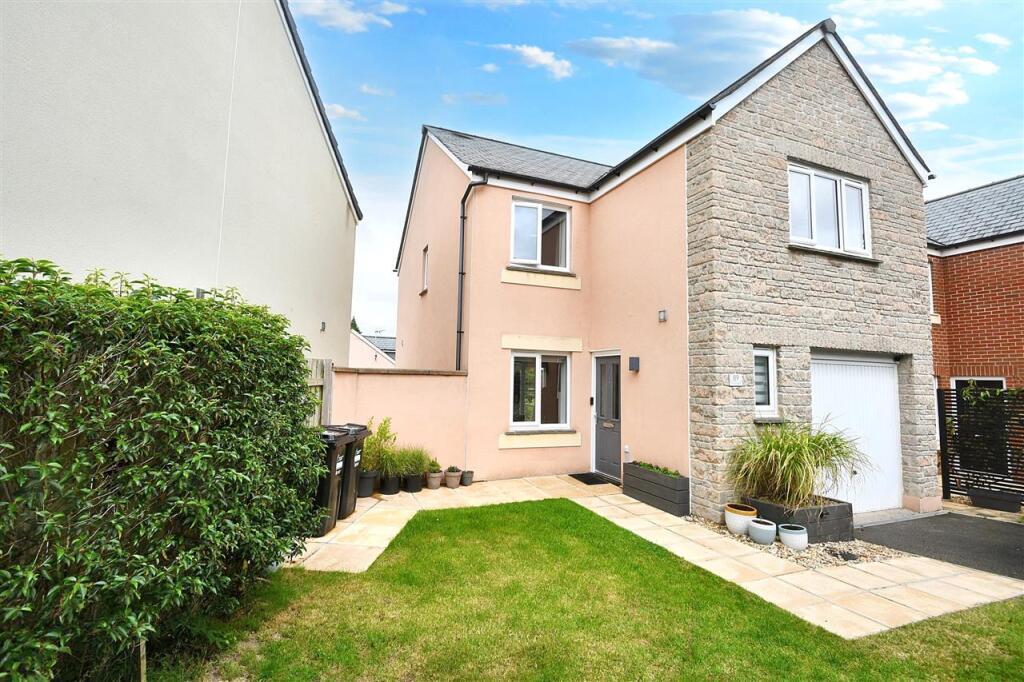 Main image of property: FALMOUTH