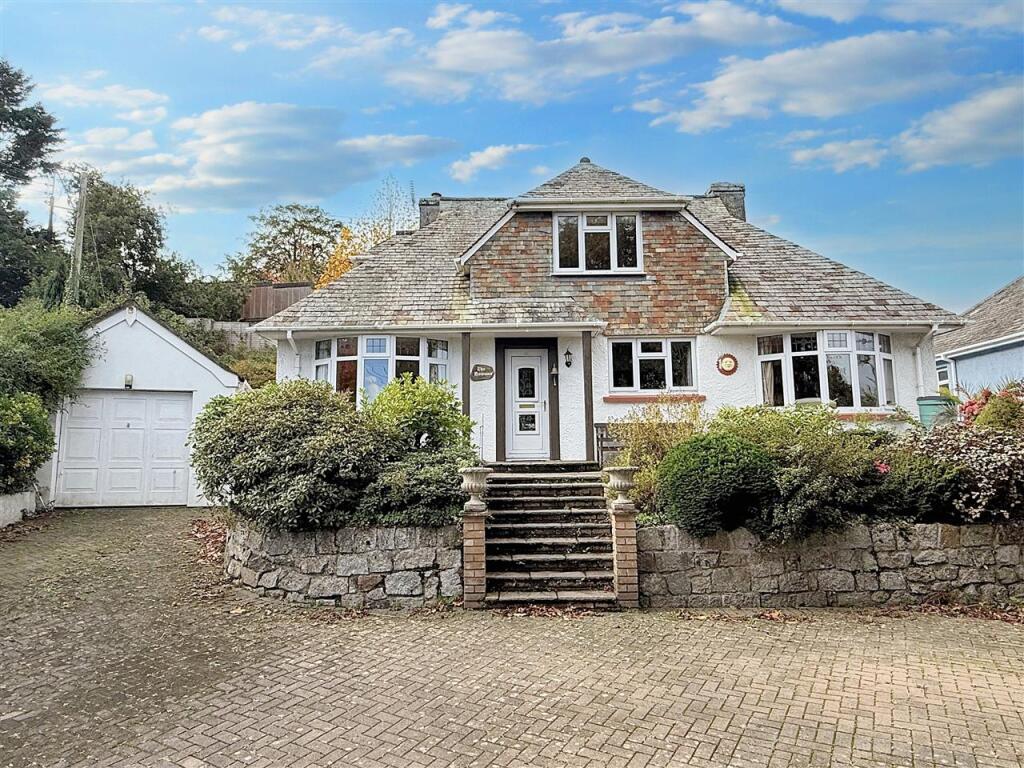 Main image of property: FALMOUTH