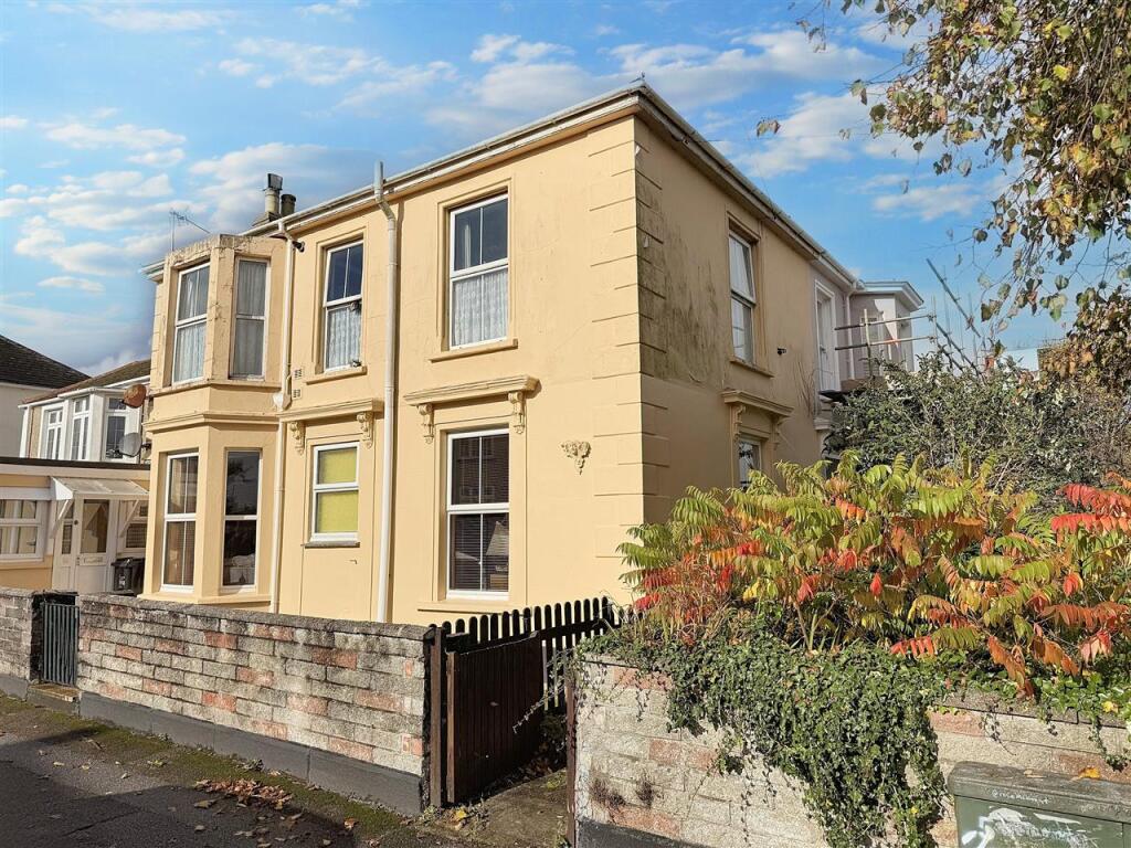 Main image of property: FALMOUTH